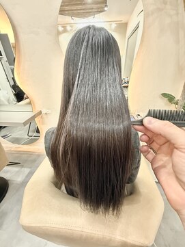 サラ艶髪でお手入れ簡単☆縮毛矯正/圧倒的技術の縮毛矯正