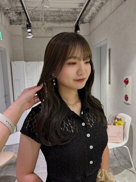 レーヴバイキートス(REVE by kiitos) 【透明感たっぷりオリーブグレージュ】