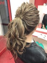 ヘアセットサロン プティ 神戸三宮(petit)&nbsp;ルーズポニーテール