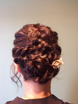 クレプティーク(Cleptique) 上品だけど可愛らしいお呼ばれセット