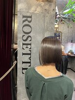 ロゼット(ROSETTE) 前下がりぱつっとボブ