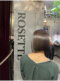 前下がりぱつっとボブ