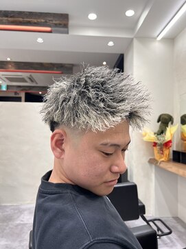 ルースト 京都駅前店(ROOST) ツイストメッシュ