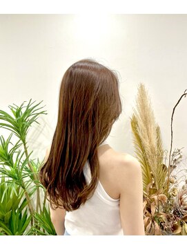 カミトトノウ ツヤのベージュカラー by楠原やすよ