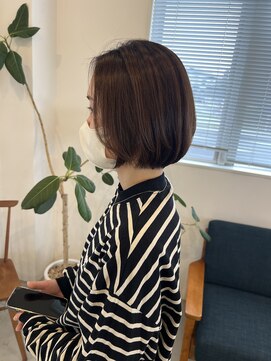 ジジ 宇都宮(Gigi) 酸性ストレート/丸みボブ/宇都宮/鶴田