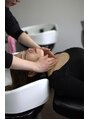 ヘアーズ クラール(Hair's curar) デコルテ周りのトリートメンで、全身のリンパの流れを促します