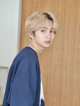 ジョエミバイアンアミ(joemi by Un ami) メンズブリーチ メンズハイトーン 韓流センターパート 韓国風