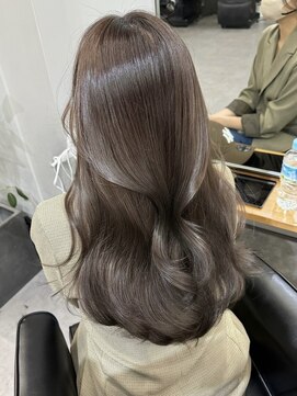 レブ 四条烏丸(Reb,) 京都ブリーチなしオリーブベージュ韓国レイヤーボブ前髪あり