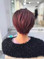 プラグ(Plug)&nbsp;似合わせカット/50代/ピンクレッド/大人女性/前下がりショート