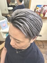 ハニーズ(Hanies)&nbsp;大人の魅力を引き出すシルバーグレーショート