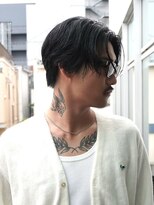 ガズル ハラジュク(GUZZLE HARAJUKU)&nbsp;大人の色気センターパート　メンズカット　原宿
