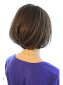 ３０代４０代に人気黒髪でも可愛く決まる美シルエットボブ