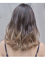 ルナアトリエ(runa atelier)&nbsp;バックコーミング×ハイライト