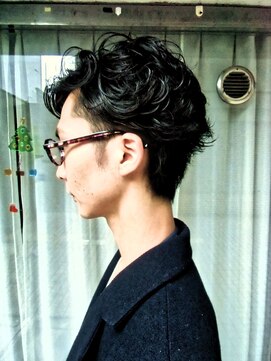 ブーケ(BOUQUET) サイドパート・メンズカット・横からも上手い・ビジネス