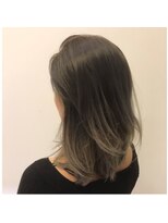 コーラー ヘアアンドスパ(Coller Hair&Spa) オンナ度◎のクビレセミディ×デザインカラー