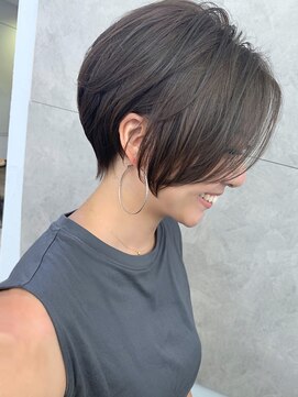 アヴァロン(AVALON) 絶壁解消×センシュアルショート×シャンパライトカラー