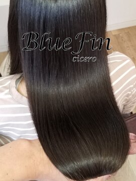 ブルーフィン シセロ(Blue Fin cicero) カーキベージュ/髪質改善/ツヤ髪ロング/20代30代/美シルエット