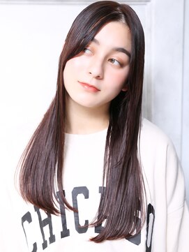 クラッチ ユニ(CLUTCH uni) 大人可愛い２０代３０代４０代小顔暗めカラー　胸上B2