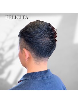 フェリシータ リコルソ(FELICITA RicorsO) 【FELICITA】フェードカット×さわやかビジネスマンスタイル