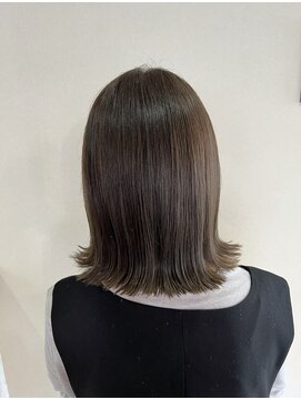 ヘアーアートミュージアム(Hair Art Museum) インナーカラー/切りっぱなし/マットグレージュ　10/3