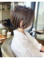 バンプ ギンザ(BUMP GINZA)&nbsp;30代、40代/丸みくびれショートボブ×白髪染めハイライト/大宮