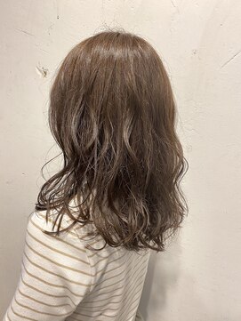 ブレイブ 福岡天神店(BRAVE) ベージュ