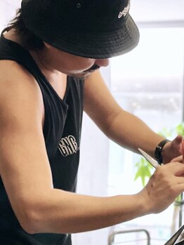 ニュージャックヘッズ(NEW JACK HEADS)の写真/経験豊富なStylist×マンツーマンサロン★一人一人に合わせた施術で、あなたに似合うスタイルをご提案