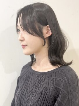 ミレバイジェニー (mirae by geny) グレージュカラーくびれレイヤー韓国ヘアs