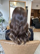 フツーロ 栄(FUTURO) プルエクステ