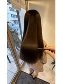 美髪ロングストレート