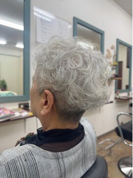 エフエックス(FX) ベリーショート