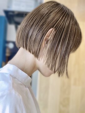 ミラー 武蔵小杉(MILLOR) ブリーチなしミルクティーベージュ愛され夏ショートボブ艶髪