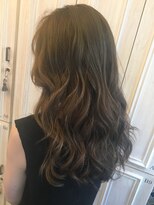 トリコ 梅田茶屋町店(trico) 外国人風ウェーブカール【トリコ梅田茶屋町店】