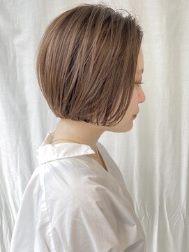 ツイギー 歩行町店(TWiGGY) 【ハイベージュ×ミニボブ】