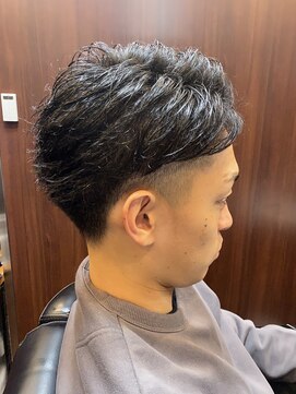 ヒロギンザ 新橋店(HIRO GINZA) パーマ風ツーブロカット