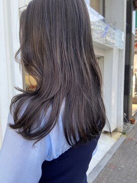 インビテーション(invitation) シアーグレー・モノトーン・ブリーチ