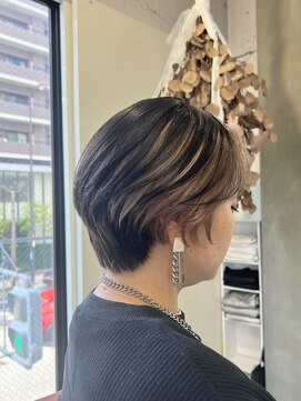 カーペディエム(Carpe Diem) ショートボブ　長堀橋×谷町六丁目