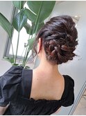 ルーズな編み込みスタイル