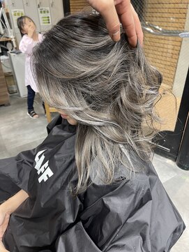 ラフ(LAFF) #バレイヤージュ#グレージュカラー#ボブウルフ#ココアベージュ