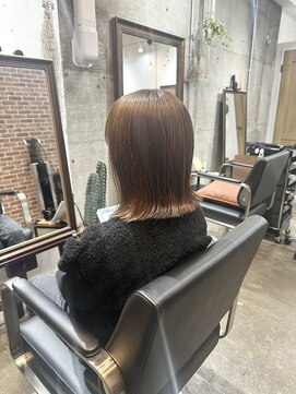 ヴィップルーム(viproom) 黒髪/グレーベージュ/レイヤーロング/前髪パーマ