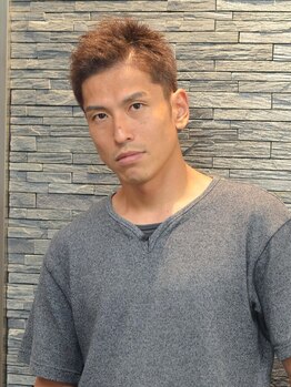 ケースタイルヘアスタジオ 麻布十番店(K-STYLE HAIR STUDIO)の写真/men'sヘアを知り尽くしたスタイリストが丁寧にカウンセリング。白髪ぼかしもお任せ◎＜理容室＞麻布十番