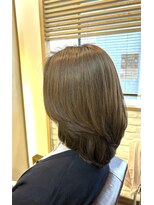 ヘアー グリーン(hair green) エレガントミディアムレイヤー40代50代60代