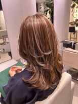 ステア ケース(stair case)&nbsp;コントラストハイライト髪質改善トリートメント