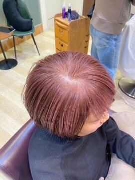 ステラバイケンジ(STELLA by KENJE) 脱白髪染めハイライト/白髪ぼかし藤沢/髪質改善ヘッドスパカット
