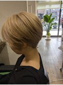 20代/30代/40代/大人ショートボブ/耳かけショート