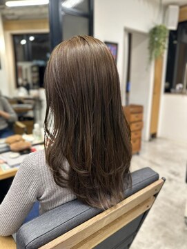 アバーブ ギンザ(Above Ginza) 20代30代40代50代◎オリーブグレーカラー