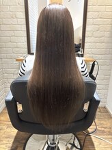 乾燥広がりSTOP！ツヤ髪叶える髪質改善トリートメント