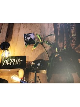 オーナー自らこだわり抜いた店内は、お洒落な小物やインテリアが魅力♪漫画も充実しているのが嬉しい◎