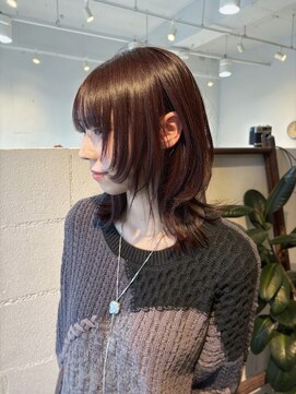 ウルフレイヤー/動きが付く抜け感ヘア/こえだ