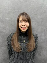 シンシア ドゥエ 新宿(CYNTHIA DUE) HITOMI 髪質改善